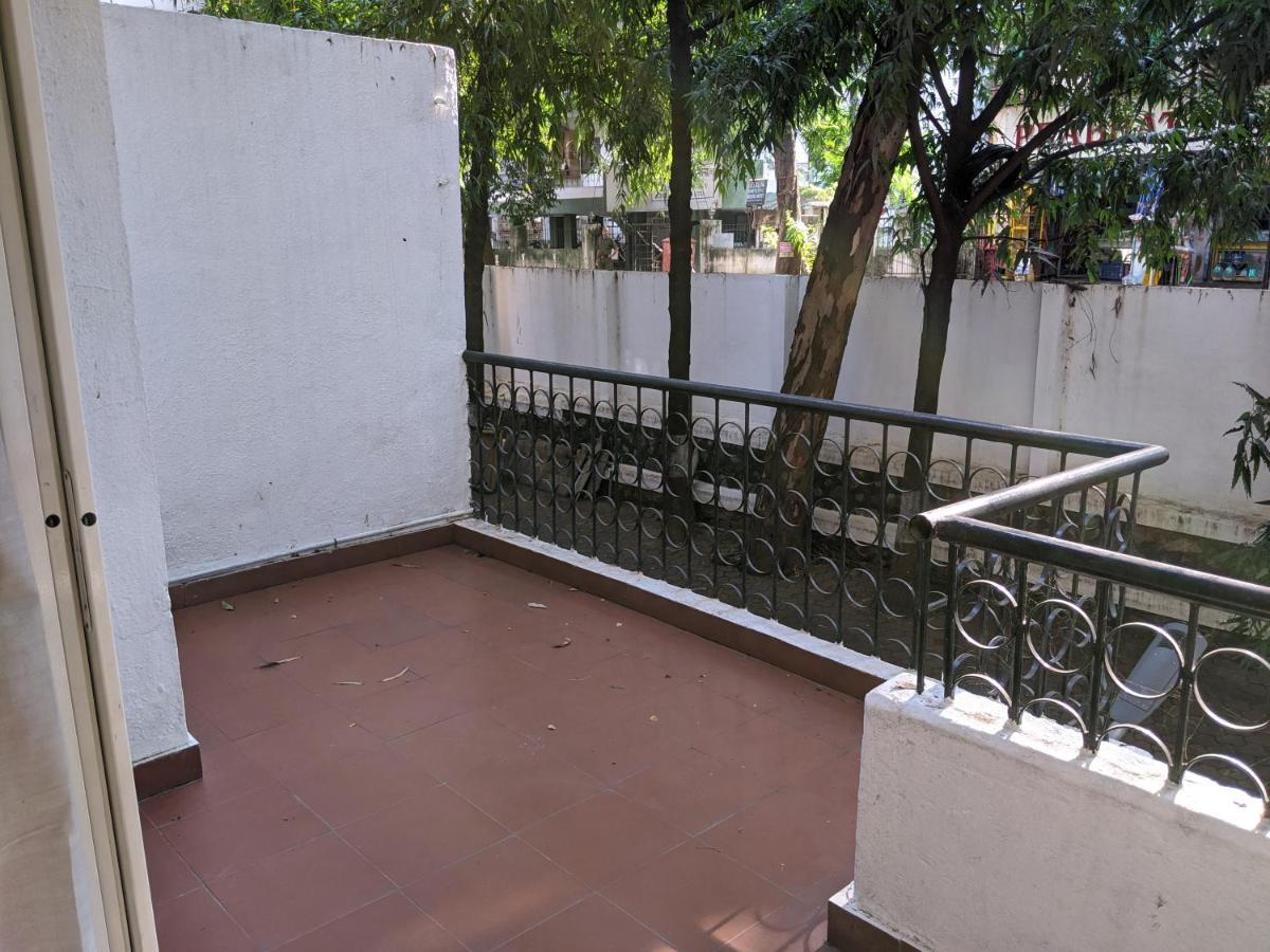 Suryavilla Hotel Pune Exterior foto
