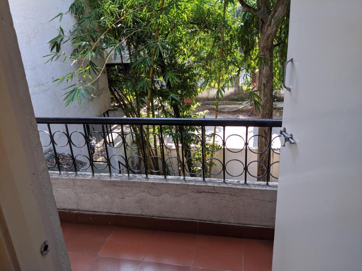 Suryavilla Hotel Pune Exterior foto